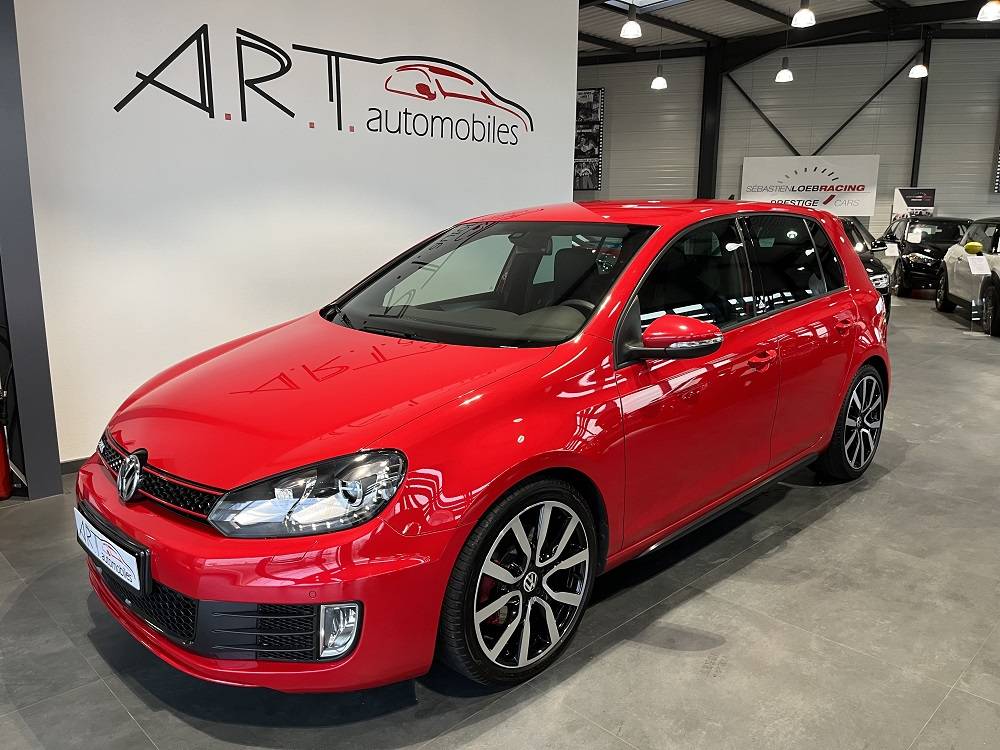 VOLKSWAGEN GOLF VI 2,0 TSI 210 GTI ADIDAS