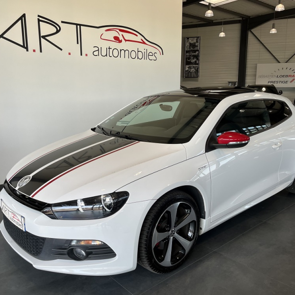 VOLKSWAGEN SCIROCCO 2,0 TSI 211 GTS DSG