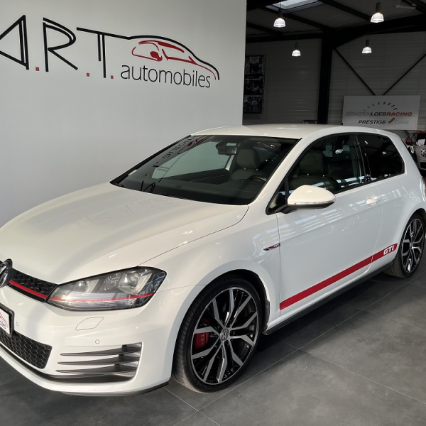 VOLKSWAGEN GOLF VII 2.0 TSI 230 GTI PERF 3P