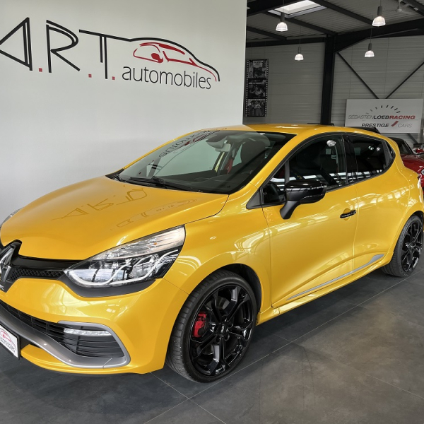 RENAULT CLIO IV RS 200