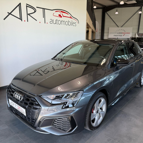 AUDI A3 SPORTBACK 45 TFSIe 245 S-LINE S-TRONIC AUDI A3 SPORTBACK 45 TFSIe 245 S-LINE S-TRONIC