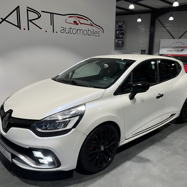 RENAULT CLIO IV RS TROPHY 220