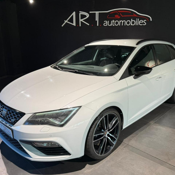 SEAT LEON ST 2,0 TSI 300 CUPRA 4DRIVE DSG HP Beats Carplay Camera Rég ACC Keyless